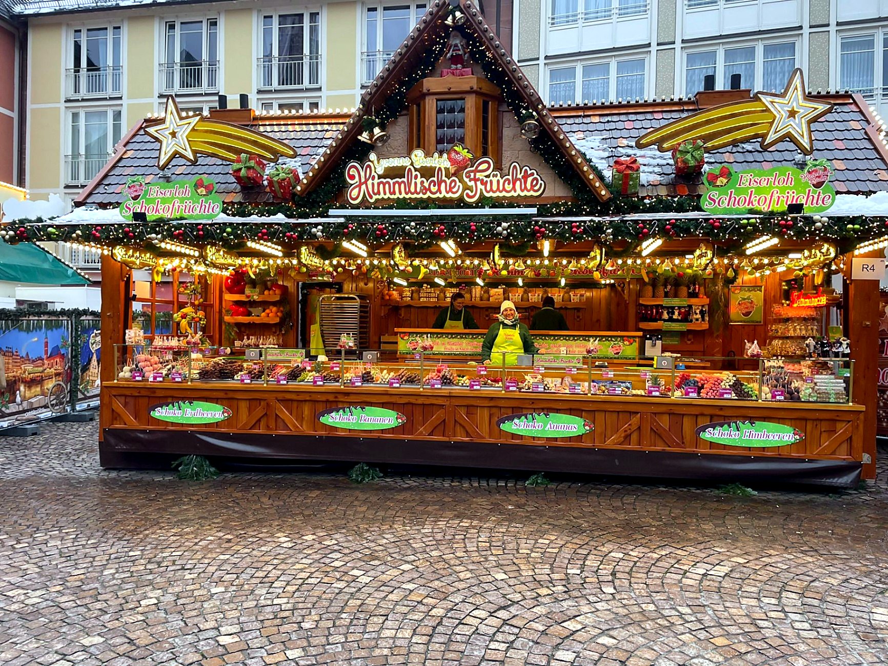 Stand am Römerberg bei Tageslicht